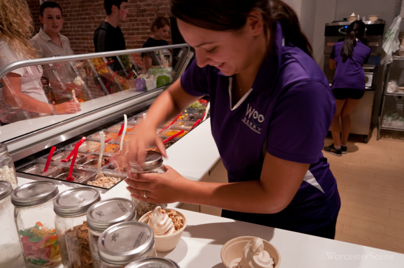 New Frozen Yogurt Shop Heats Up Highland Street