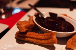 Postres Churros y Chocolate
