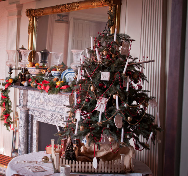 Worcester Historical Museum’s Home for the Holidays