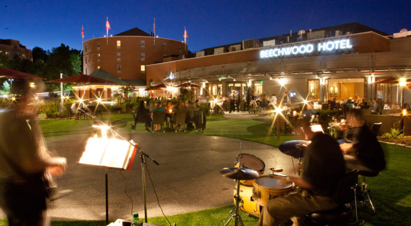 “Dining Alfresco” Trend Transforms the Worcester Restaurant Scene