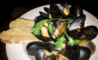 Chef Mike Muscarella's Mussels
