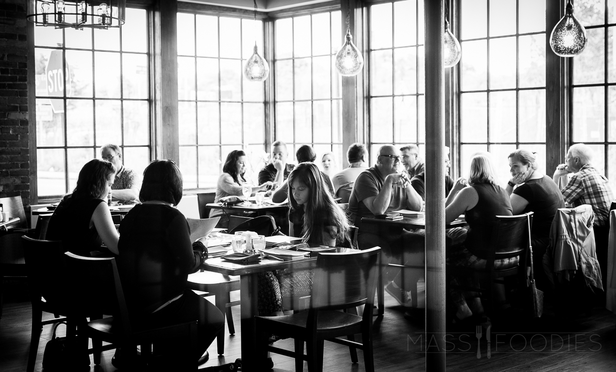 Mass Foodies review the menu options at Worcester's Lock 50.
