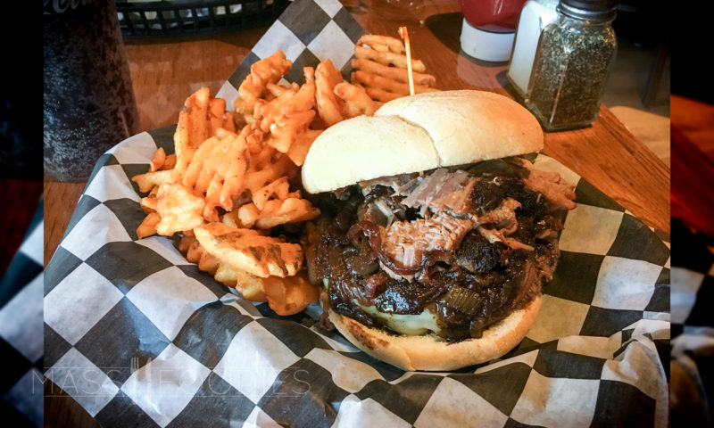 The Chameleon’s Rub and Pull, a BBQ Burger