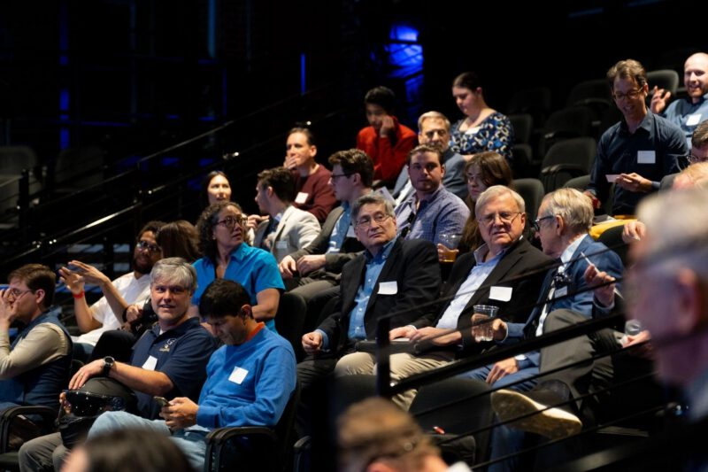 College students compete for ‘deals’ in WooTank