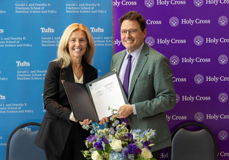 Holy Cross, Tufts partner on fast-track nutrition degree