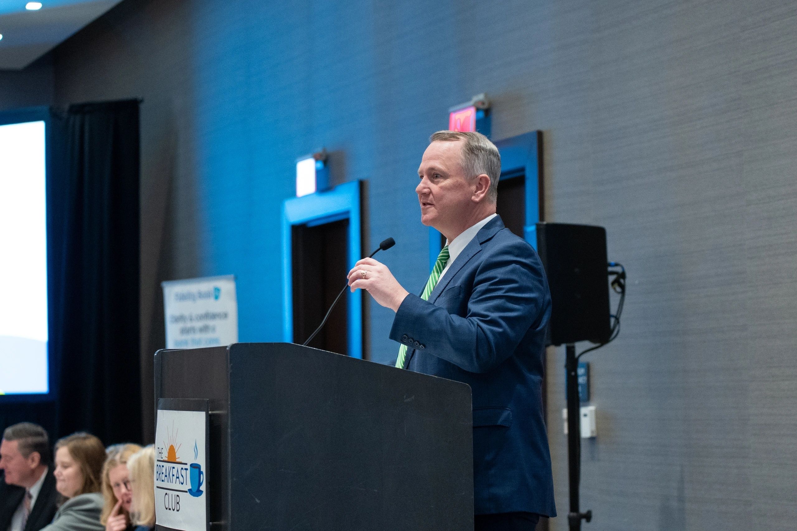 Worcester chamber's CEO Tim Murray addresses the Breakfast Club attendees (photo by Bromly Domingo/the Worcester Guardian)