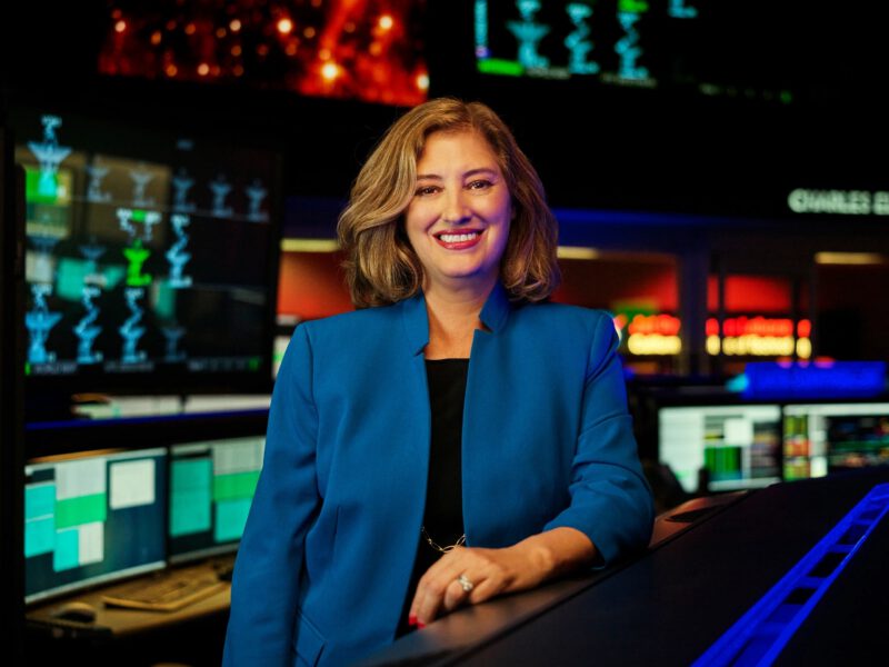 Renowned space scientist to give Holy Cross commencement address