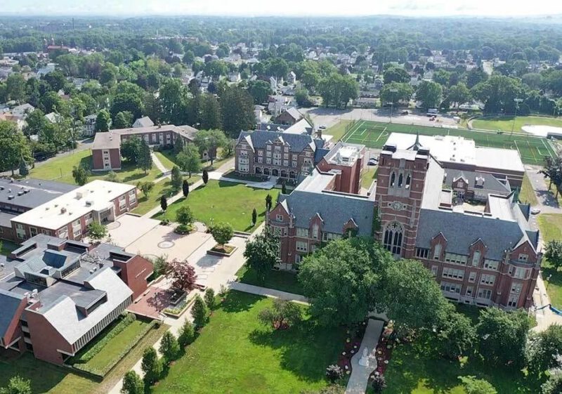 5 Worcester students graduate from Elms College