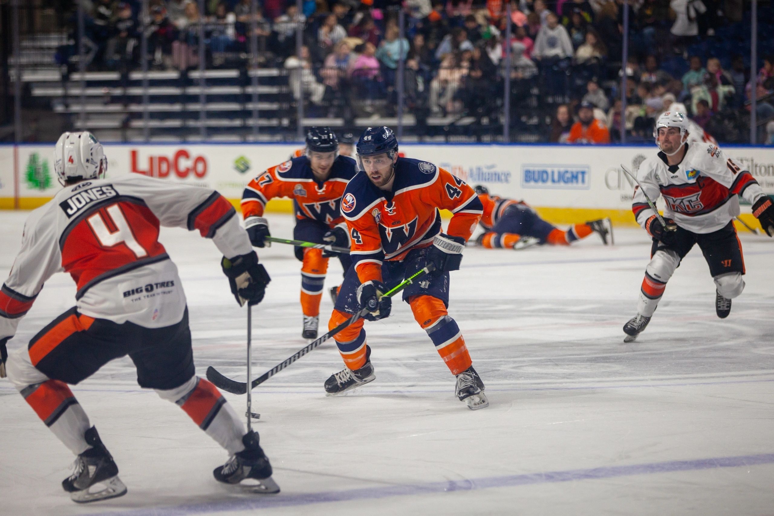 Anthony Callin (front) and Keeghan Howdeshell (photo by Ben Shenck)