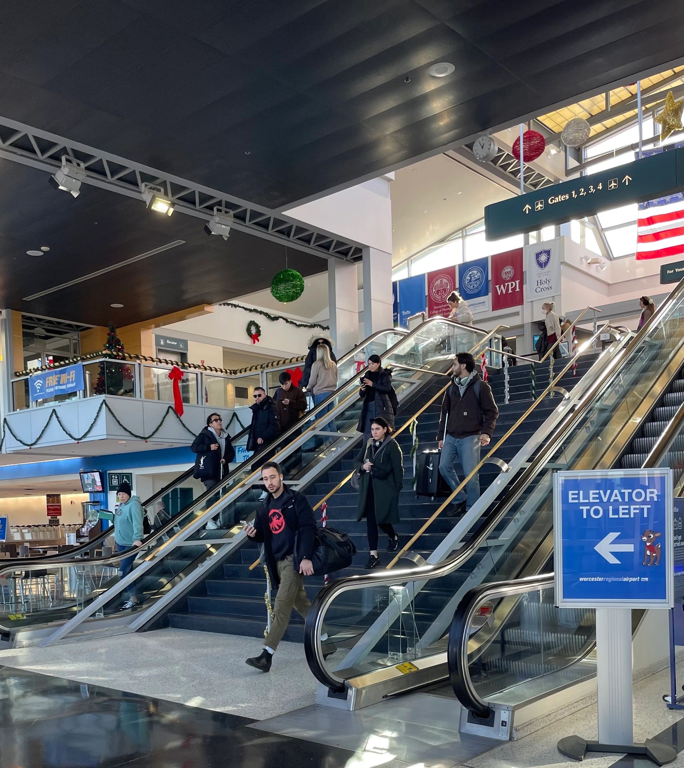 Despite it being three days before Christmas, the airport was not crowded and it was running smoothly (Christine Quirk)