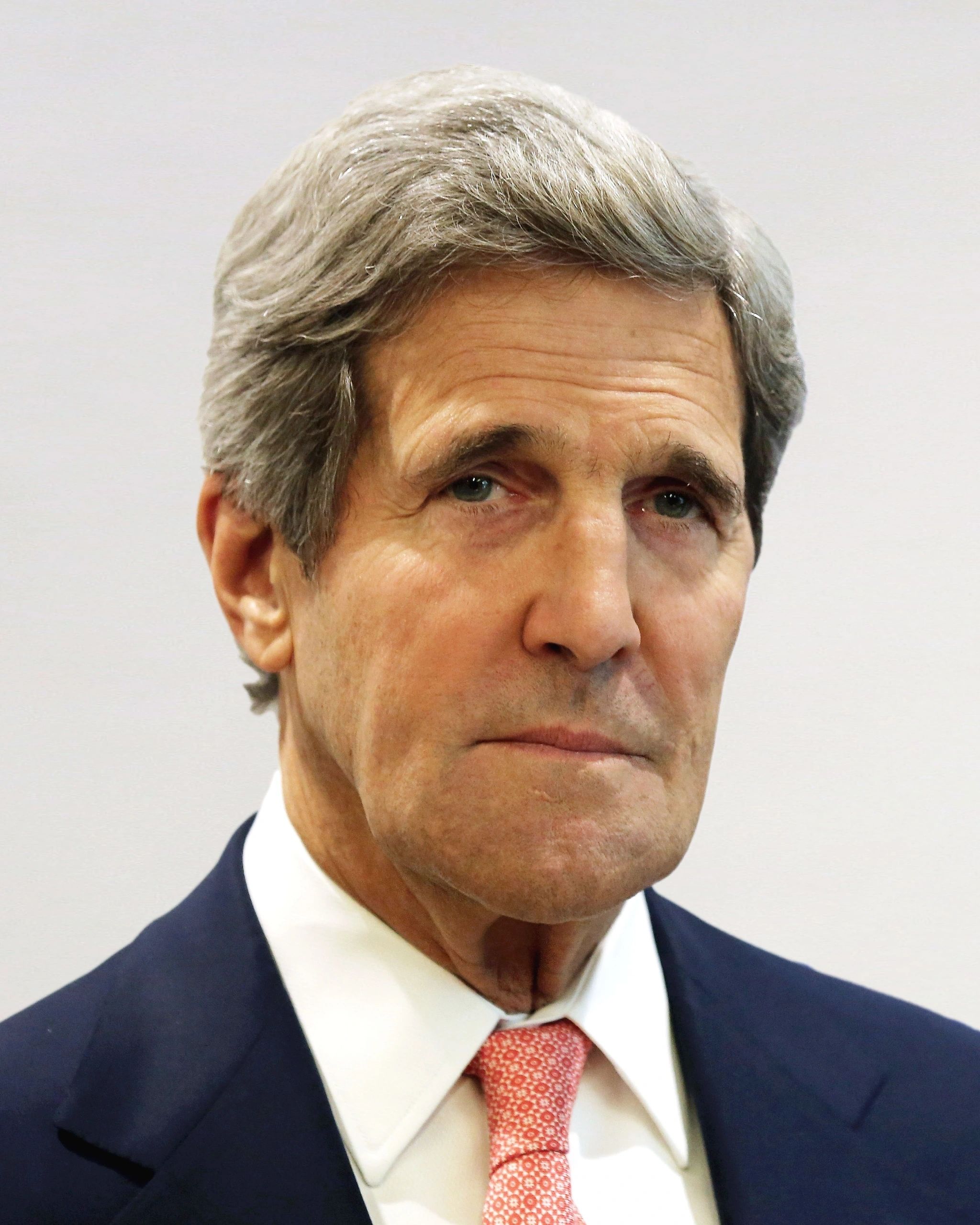 John Kerry holds a Q&A with Holy Cross students before his lecture (photo submitted)