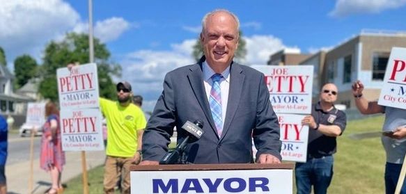 Turnout, Petty and Binienda: 5 takeaways from the city election