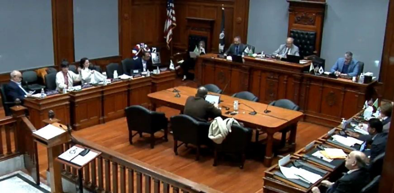 City Council committee to re-examine decorum for council members