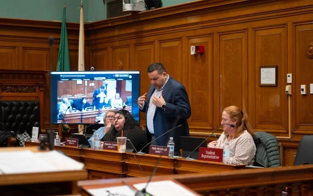 Member Alex Guardiola addresses the committee (photo by Bromly Domingo)