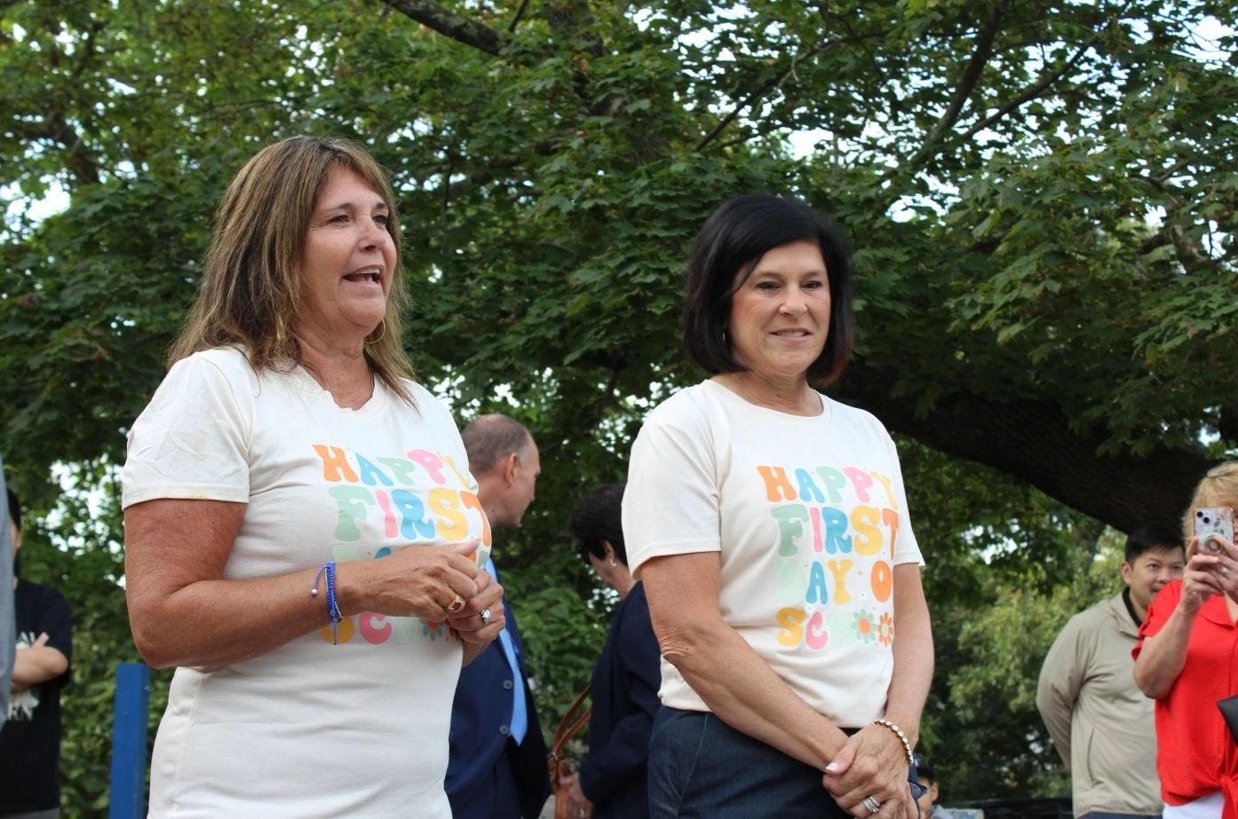 Heard Street Principal Cynthia Vail and Assistant Principal: Danielle Barry welcome students back to school (photo by Jason Bleau)