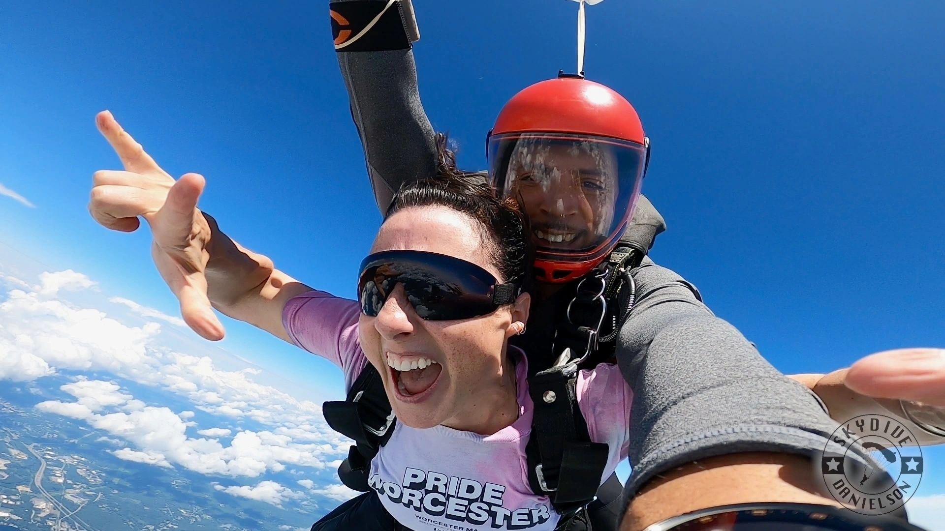 Sen. Robyn Kennedy joined Sen. Moore in this charity skydiving event (photo credit: Phil Smith Photography))