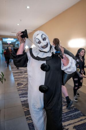 Silver Scream Con cosplayer (photo credit: Jeremy Saffer)