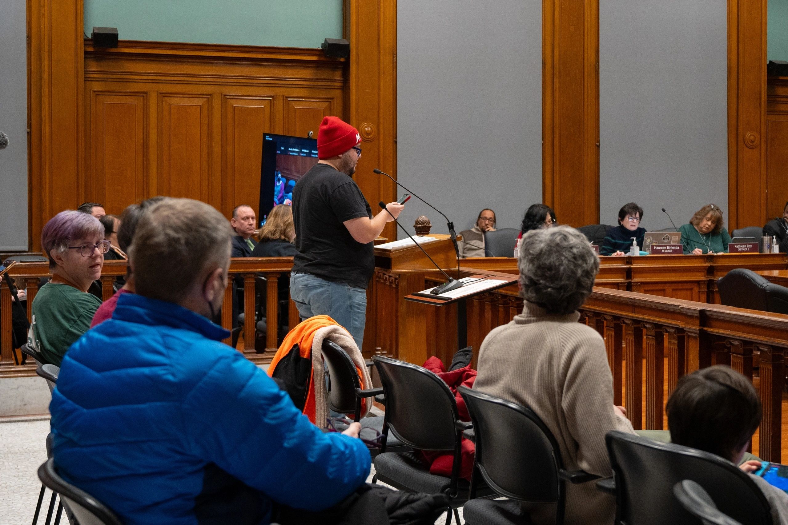 Residents voice their concerns to the committee (photo by Bromly Domingo)