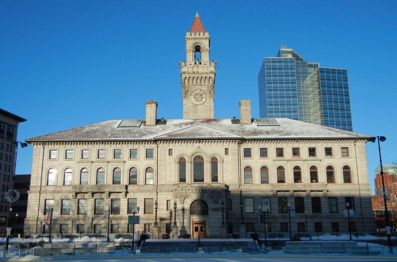 Crime data, pothole plans, finance update headline council agenda