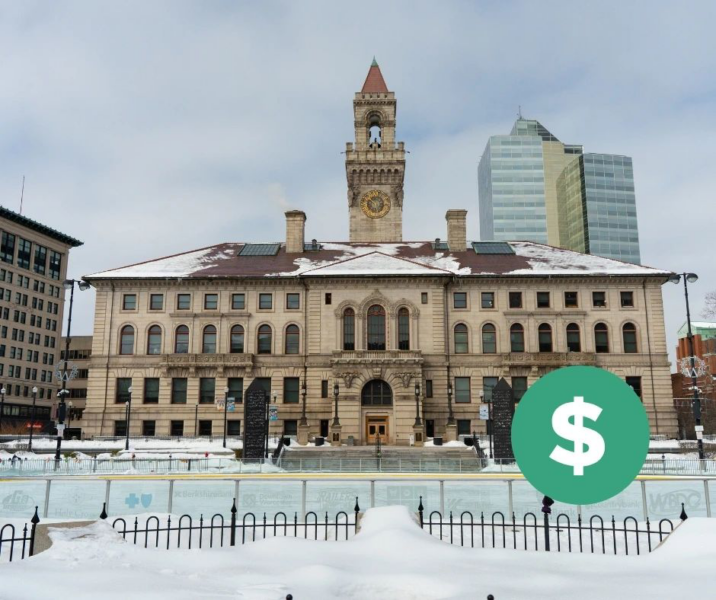District council race: Who’s bringing in the donations (so far)?