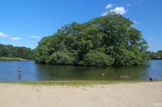 Coes Reservoir to get treatment for algae on Thursday