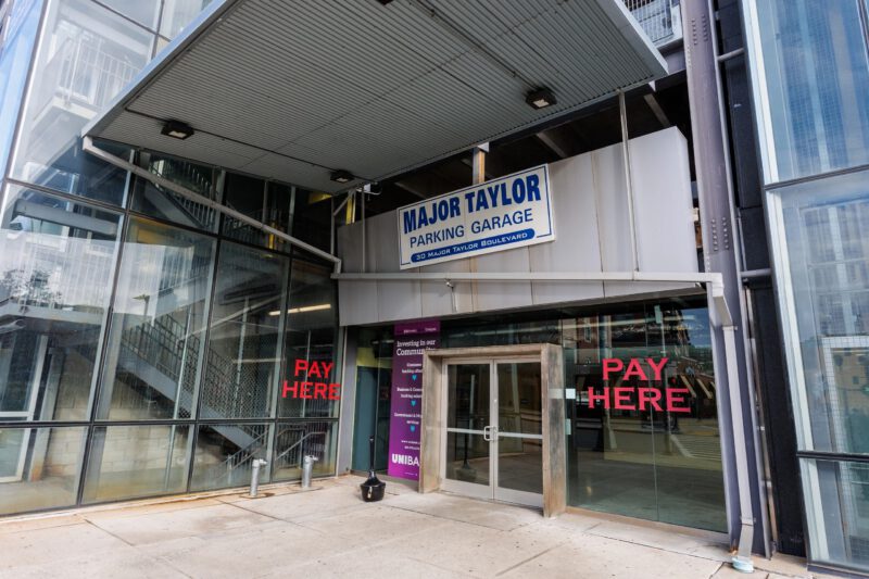 Parking ban lifted (and it hardly started)