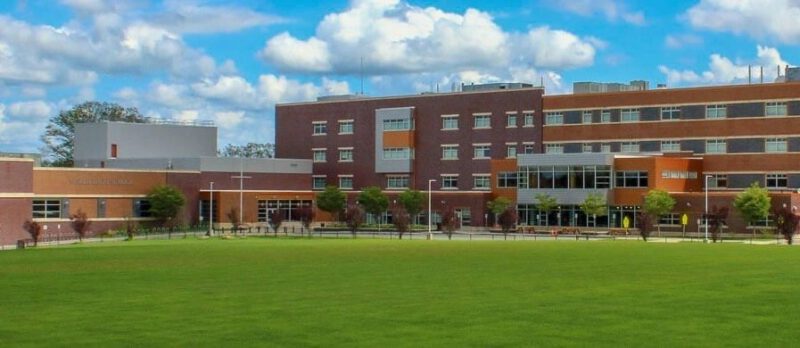 Mastery-based grading plan heads to full school committee