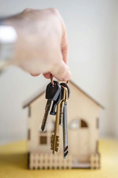 Local team empowers first-time homebuyers with seminar