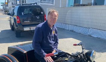 Tom Maloney, ‘an electrician who helped people see the light’
