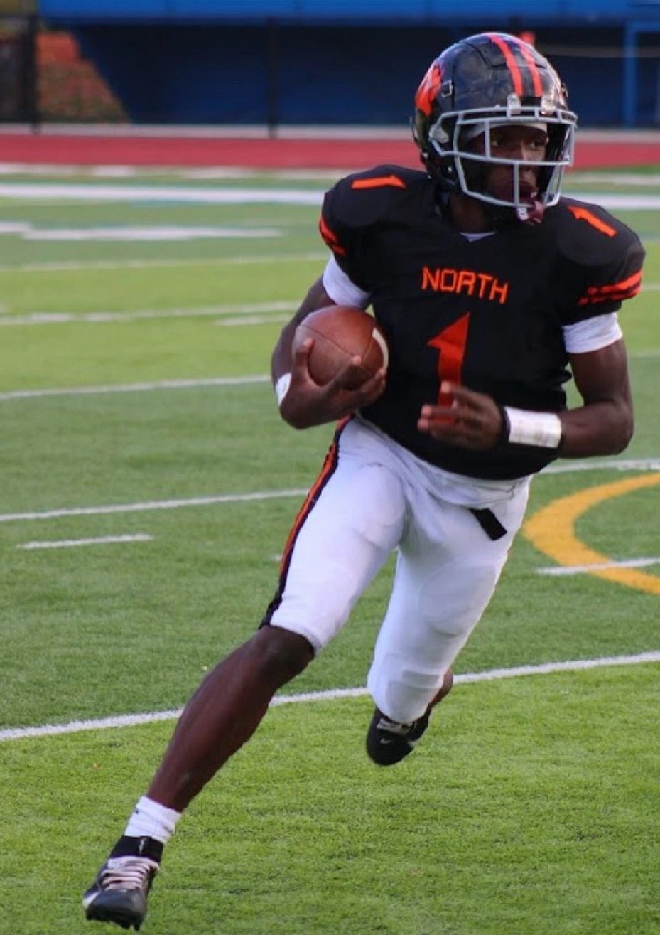 North’s Jason Abban has rushed for more than 1,000 yards this season (photo by @shotsbynxnx) 