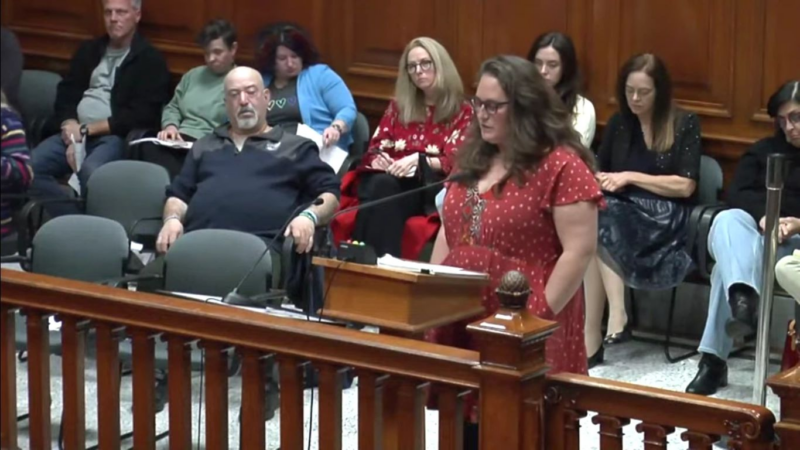 Worcester revisits school volunteer policy