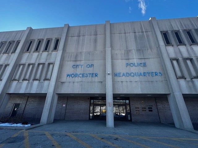 Clergy, families say Worcester’s ICE stance is restoring trust