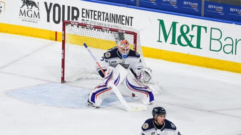 Railers turn season around as long road trip begins