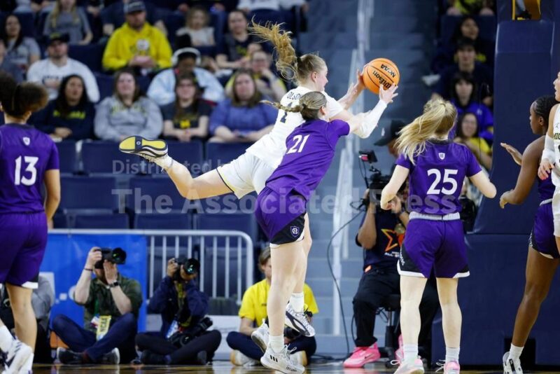 Holy Cross women finish championship season in NCAA Tournament