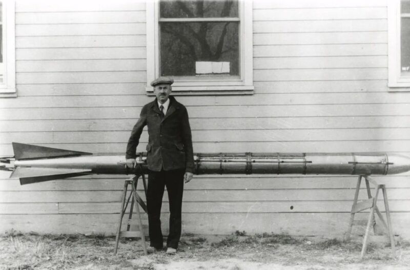 From Worcester to the stars: Goddard at 100