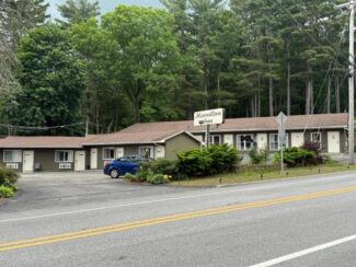 Hotel guest critically injured in Sturbridge shooting; suspect dies